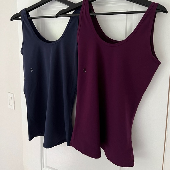 Kit and Ace "The Base Scoop Tank" Tops x2 Dark Navy and Purple Size M Never worn - Picture 2 of 5